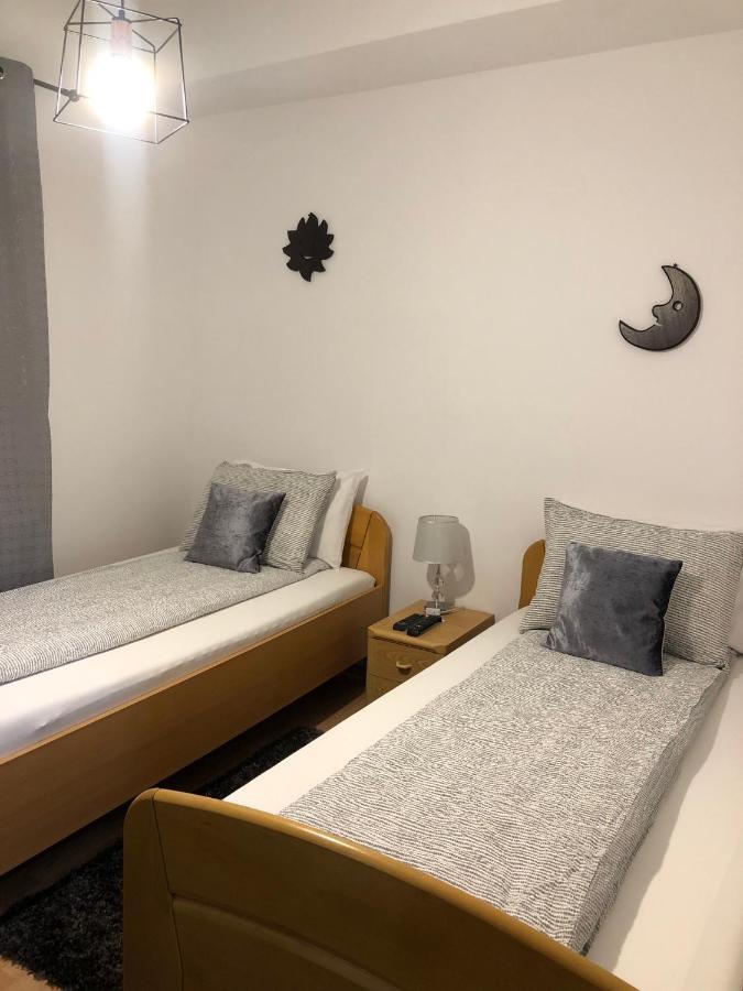 Apartmán Apartament Basak 2 Deva Exteriér fotografie